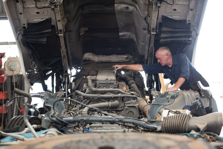 servicing-repairs